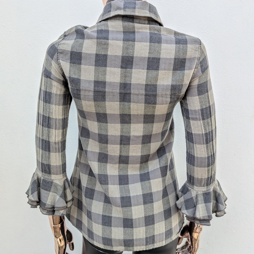 ⭐ Alice + Olivia Plaid Checkered top with bell flared sassy quarter sleeves - Picture 9 of 16